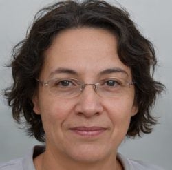 Lena R.